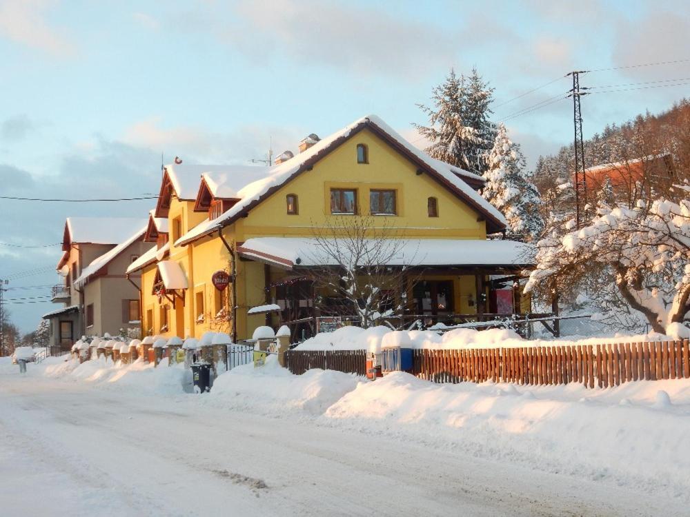 Guest House Vila Frydstejn Екстер'єр фото